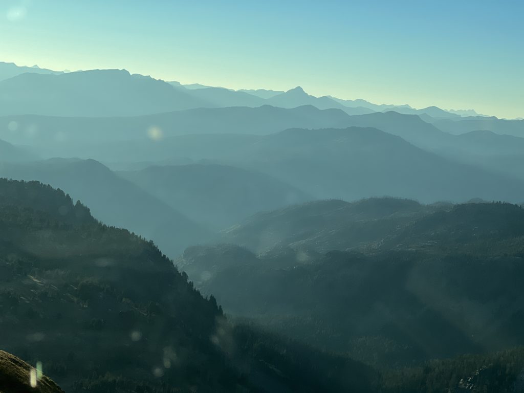 Montana mountains for as far as the eye can see