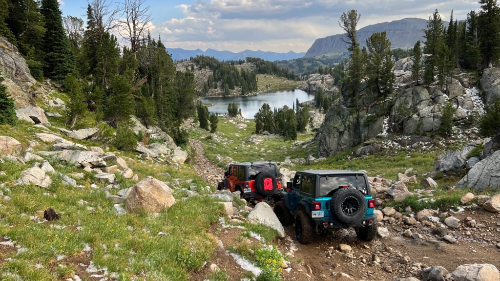 Wyoming Jeepers crawl down a mountainside to a lake in Montana - August 27, 2022.